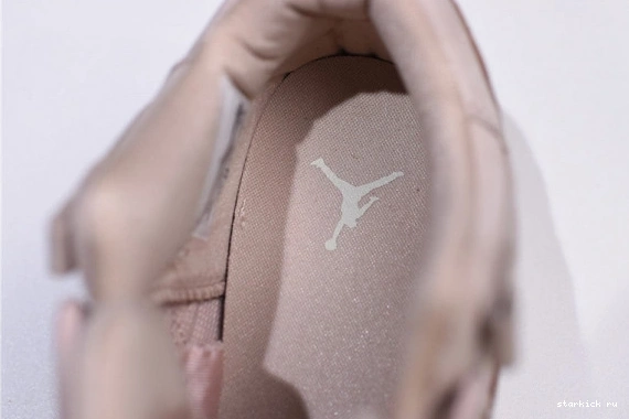 AH7860-105 'Rose Gold' AH7860-105 Retro AIR 11 Jordan Womens 0115